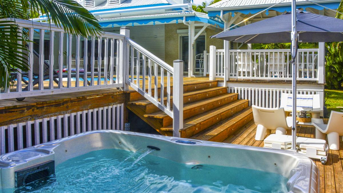 A louer villa 8 personnes Saint François Guadeloupe_ Jacuzzi - 4